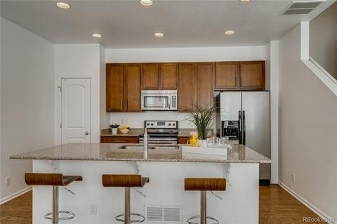 10811 E 28th Pl, Denver, CO 80238 photo 9