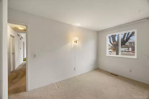 Bedroom - 17119 E Kent Dr, Aurora, CO 80013 photo 4 of 6