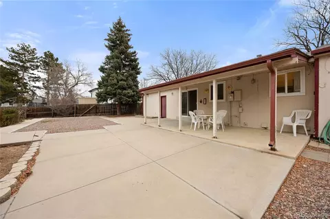 Exterior - 17119 E Kent Dr, Aurora, CO 80013 photo 2 of 5