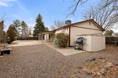 Exterior - 17119 E Kent Dr, Aurora, CO 80013 photo 5 of 5