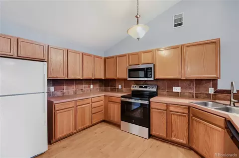Kitchen - 3252 E 103rd Dr #702, Thornton, CO 80229 photo 1 of 2