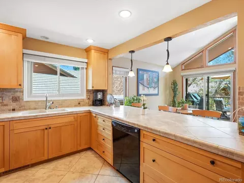 Kitchen - 16082 Deer Ridge Dr #C, Morrison, CO 80465 photo 4 of 7
