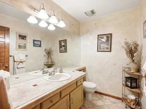 Bath - 16082 Deer Ridge Dr #C, Morrison, CO 80465 photo 1 of 5
