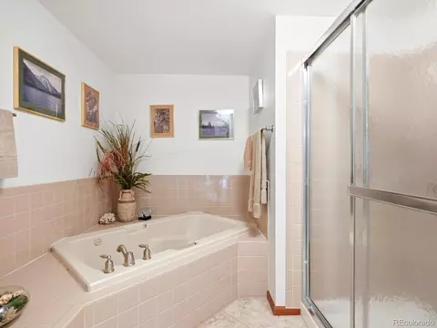 Bath - 16082 Deer Ridge Dr #C, Morrison, CO 80465 photo 3 of 5