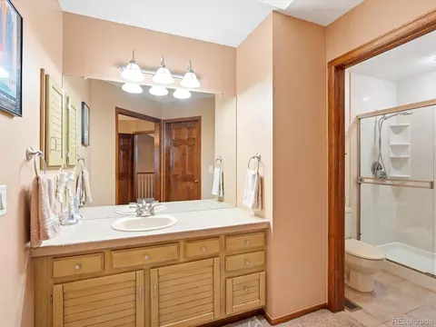Bath - 16082 Deer Ridge Dr #C, Morrison, CO 80465 photo 4 of 5