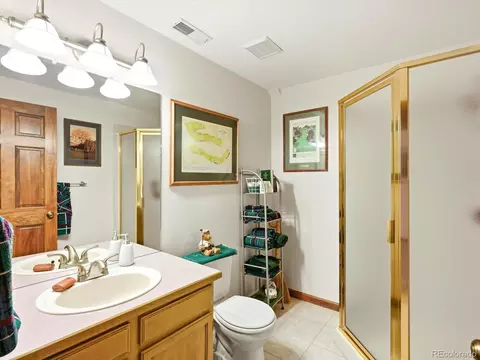 Bath - 16082 Deer Ridge Dr #C, Morrison, CO 80465 photo 5 of 5