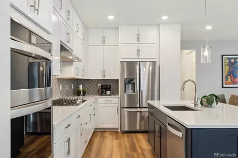 17214 W 94th Ave, Arvada, CO 80007