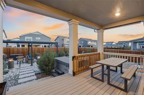 Exterior - 28372 E 7th Ave, Watkins, CO 80137 photo 9 of 10