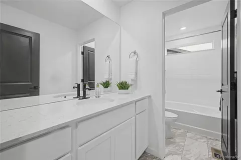 Bath - 28372 E 7th Ave, Watkins, CO 80137 photo 3 of 5