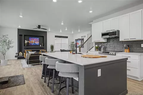 Kitchen - 28372 E 7th Ave, Watkins, CO 80137 photo 1 of 6