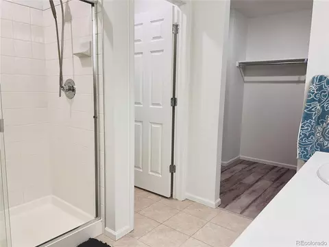 Bath - 21031 E 60th Ave, Aurora, CO 80019 photo 4 of 6