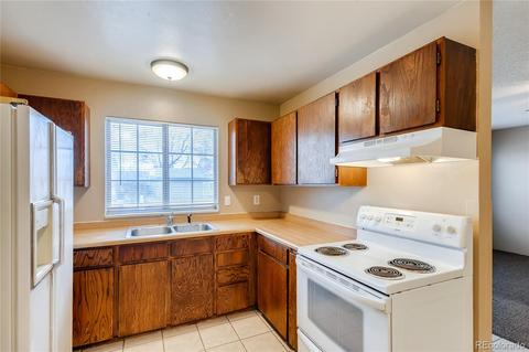 19701 E 17th Pl, Aurora, CO 80011 photo 9
