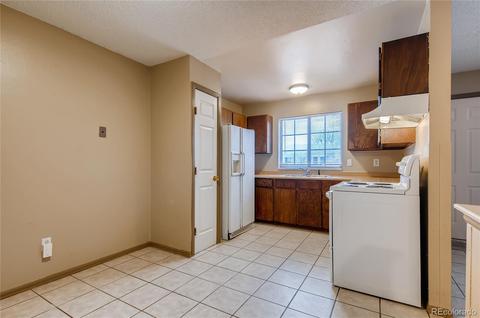 19701 E 17th Pl, Aurora, CO 80011 photo 8