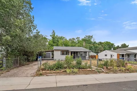 4055 S Hazel Ct, Englewood, CO 80110