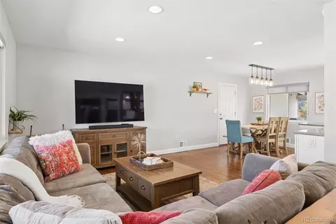 5236 E Atlantic Pl, Denver, CO 80222 photo 3