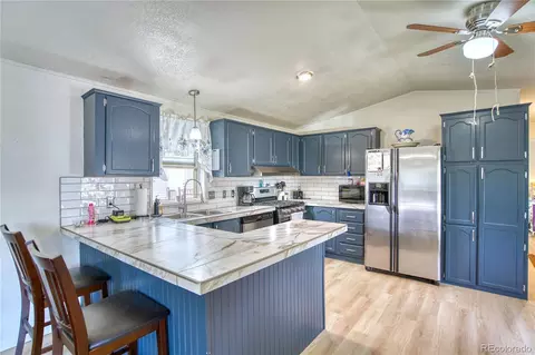 230 N 2 St, Berthoud, CO 80513