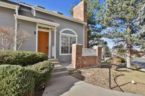 2916 W Long Cir #D, Littleton, CO 80120