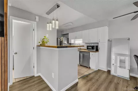 1830 Newland Ct #101, Lakewood, CO 80214