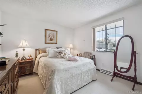 12024 E Maple Ave, Aurora, CO 80012 photo 15