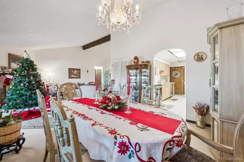 12024 E Maple Ave, Aurora, CO 80012 photo 9