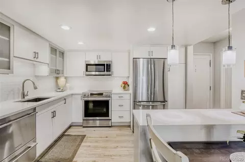 13631 E Marina Dr #105, Aurora, CO 80014