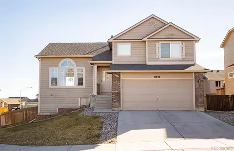 8237 Parkglen Dr, Fountain, CO 80817