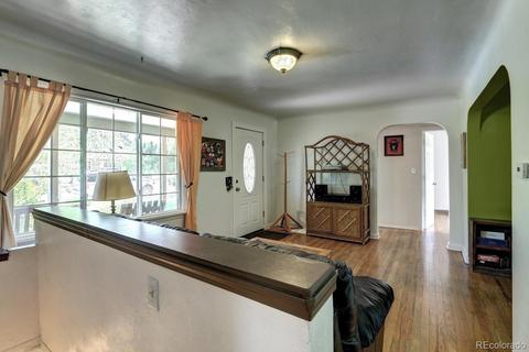 1939 Moline St, Aurora, CO 80010 photo 2