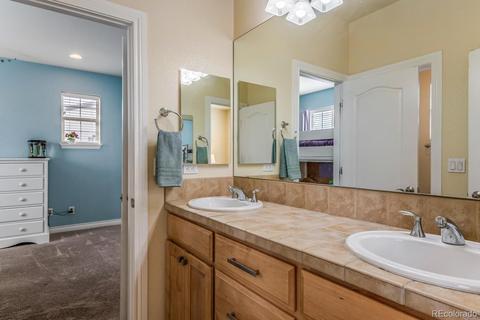 8002 E 29th Pl, Denver, CO 80238 photo 24