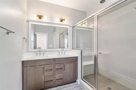 Bath - 10232 E 58th Ave, Denver, CO 80238 photo 1 of 3