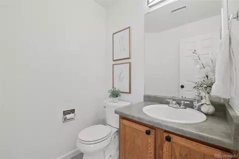 Bath - 14883 E Maple Pl, Aurora, CO 80012 photo 1 of 4