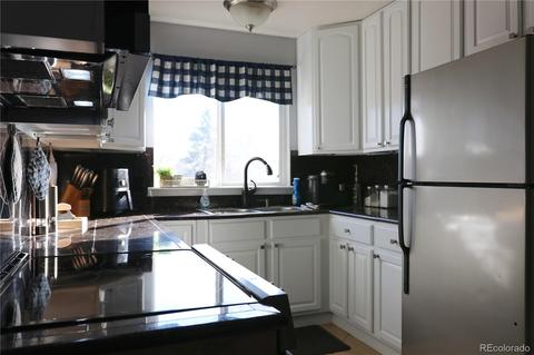 20518 E Buchanan Dr E, Aurora, CO 80011 photo 4