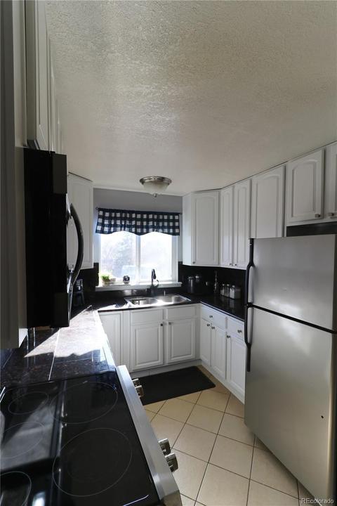 20518 E Buchanan Dr E, Aurora, CO 80011 photo 5