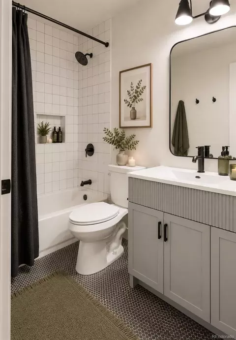 Bath - 9238 E Mansfield Ave, Denver, CO 80237 photo 3 of 3