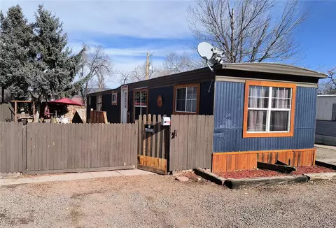 1527 Chestnut St, Canon City, CO 81212