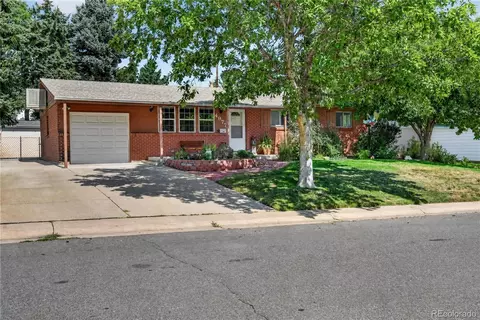 4977 S Perry St, Littleton, CO 80123