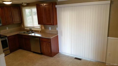 14604 E 47th Ave, Denver, CO 80239 photo 4