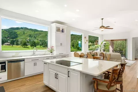 6653 Bright Water Trl, Littleton, CO 80125