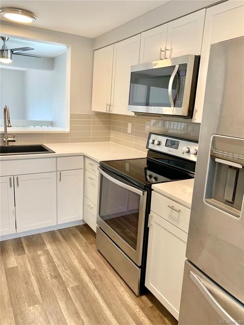 4239 S Mobile Cir #E, Aurora, CO 80013 photo 5