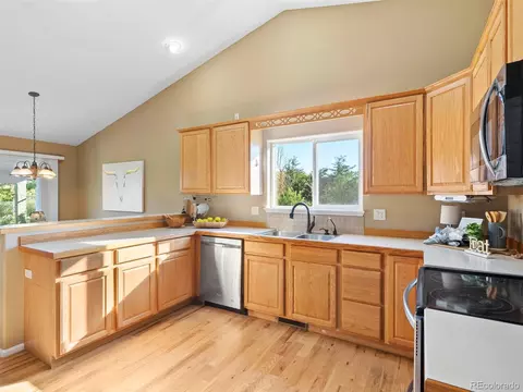 45557 E Jamison Pl, Bennett, CO 80102 photo 11