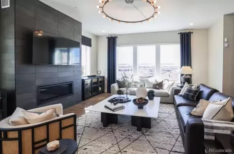 8604 S Quemoy St, Aurora, CO 80016