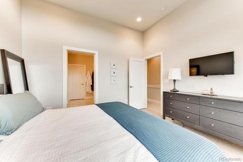 6829 E Lowry Blvd, Denver, CO 80230 photo 18