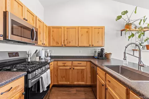 Kitchen - 1476 First Light Dr, Windsor, CO 80550 photo 3 of 5