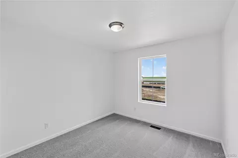 Bedroom - 28405 E 4th Ave, Watkins, CO 80137 photo 6 of 10