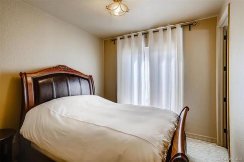 19032 E Lake Dr, Aurora, CO 80016 photo 22