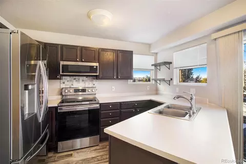 2045 Oakcrest Cir, Castle Rock, CO 80104