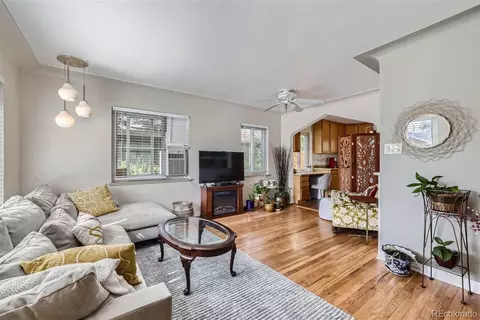 2140 Niagara St, Denver, CO 80207 photo 2