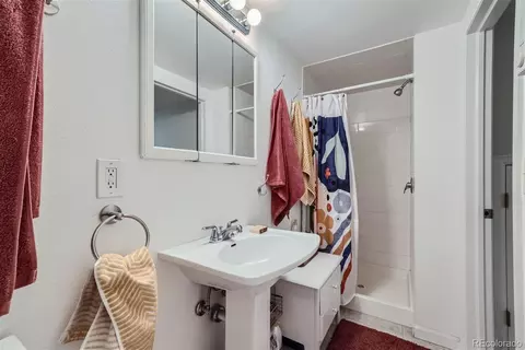 2140 Niagara St, Denver, CO 80207 photo 19