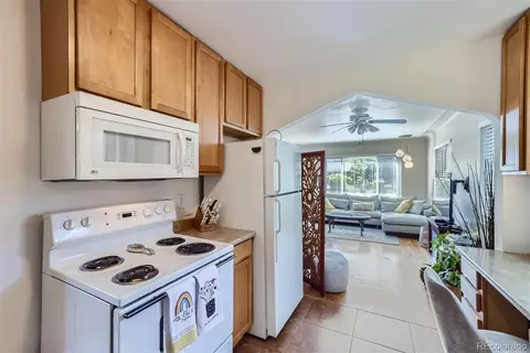 2140 Niagara St, Denver, CO 80207 photo 8