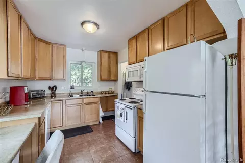 2140 Niagara St, Denver, CO 80207 photo 6
