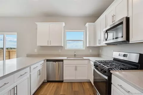 48229 Shetland Dr, Bennett, CO 80102 photo 3